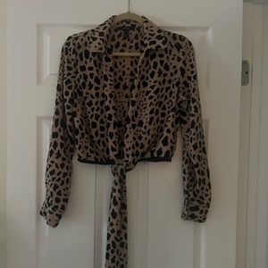 Beautiful wrap tied top tan and black print